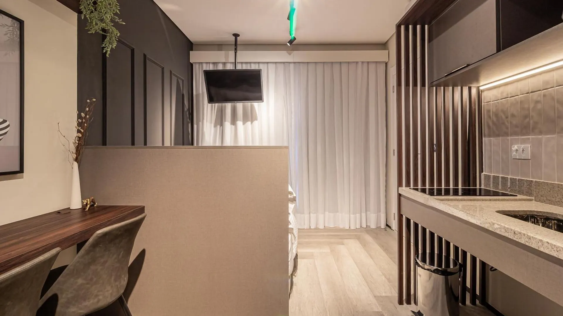 Iconyc Charlie Ibirapuera Hotel Σάο Πάολο